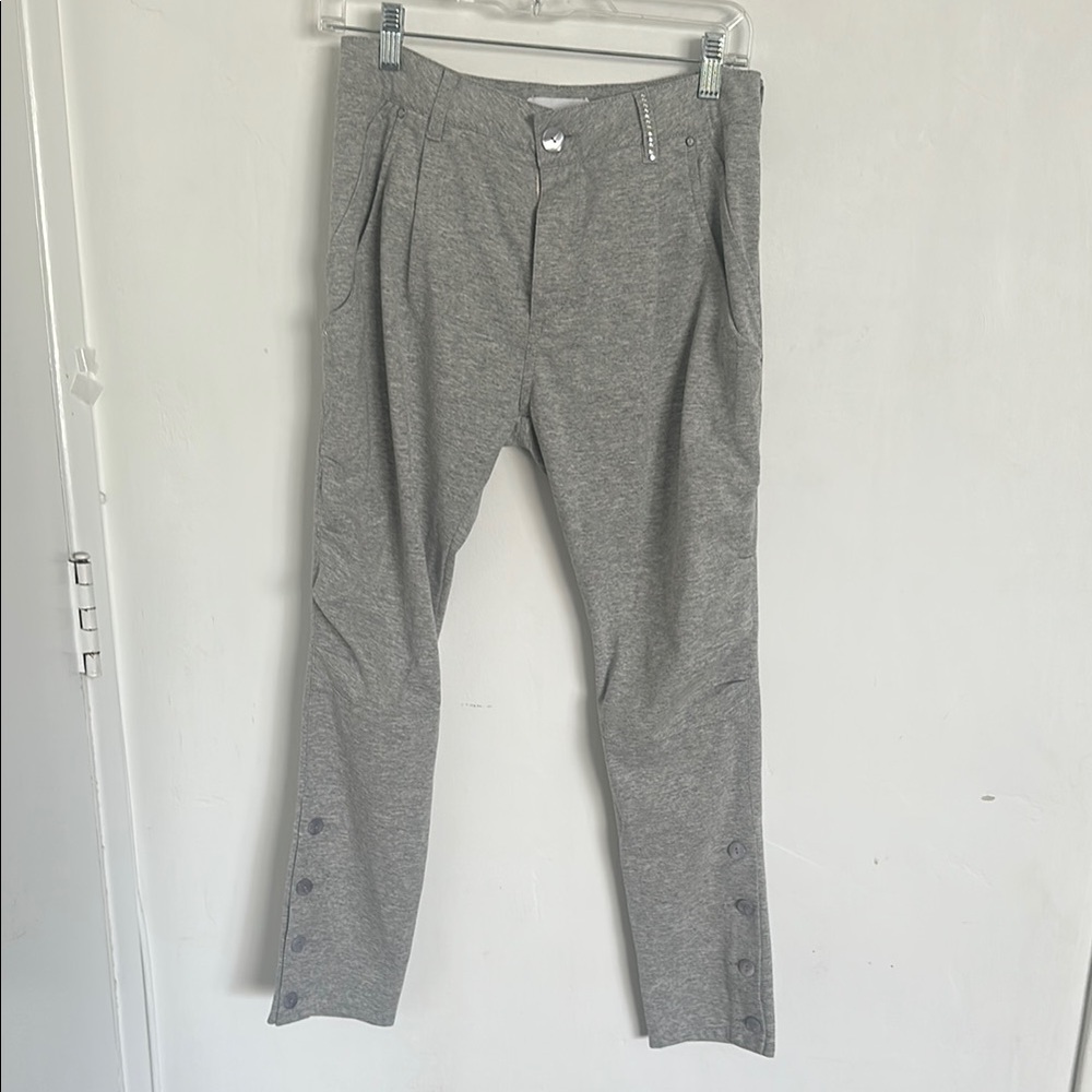 gray Pants